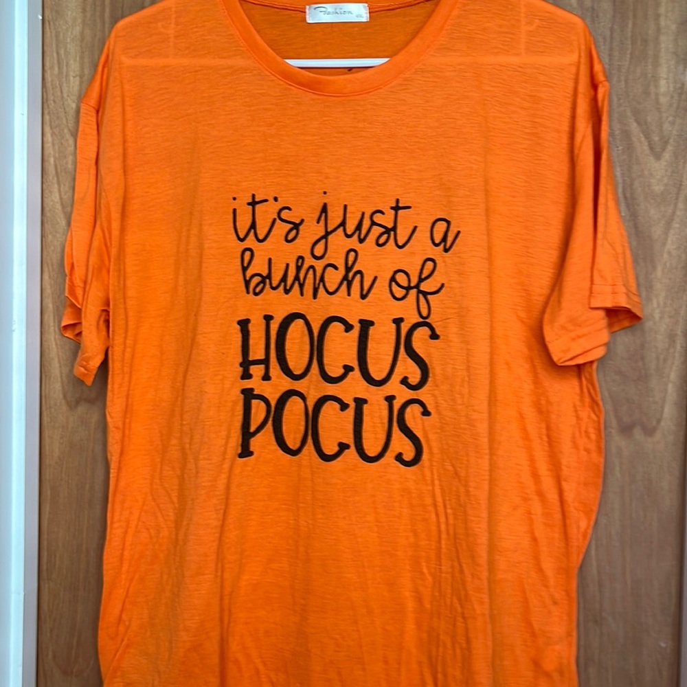 Halloween/Hocus Pocus t-shirt